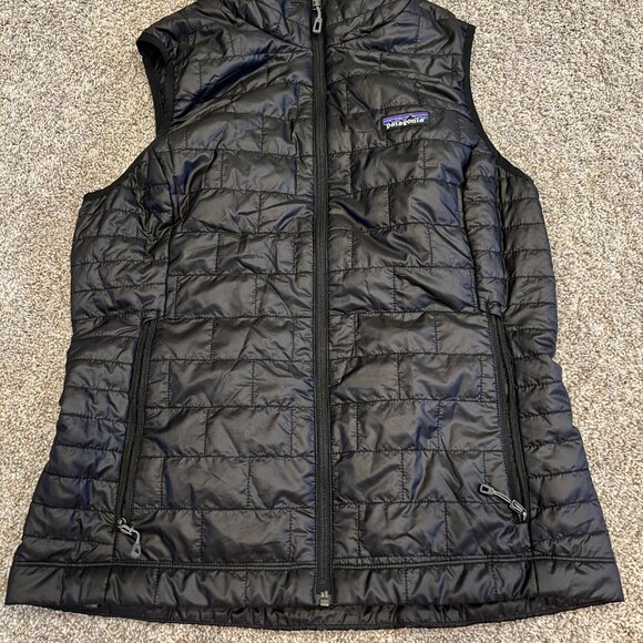 Patagonia Clothes! - Picture 3 of 6